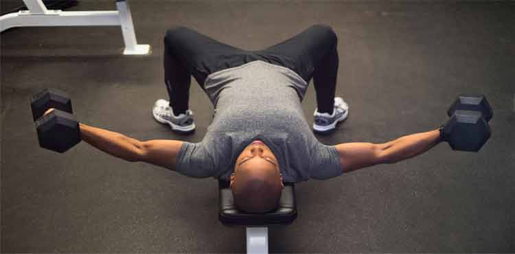 Dumbbell Fly Nedir ? Nasıl Yapılır ?